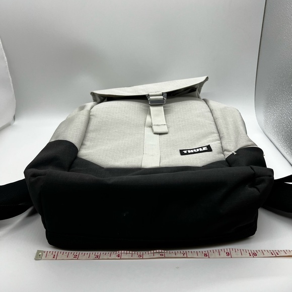 Thule Black and Gray Unisex Lithos Backpack 16L NWT - Picture 14 of 16